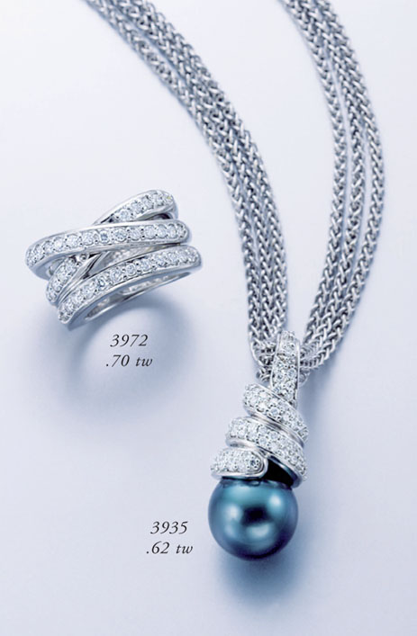Fashion jewelry at Diamante Jewelers